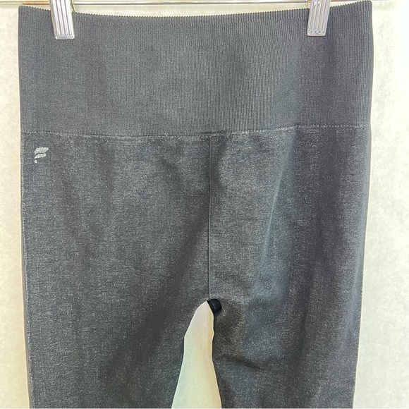 Fabletics High-Waisted Seamless Check
Legging Size small - Picture 7 of 8